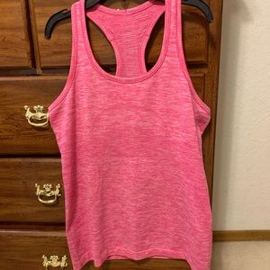 Lululemon swiftly tech tank top sz 8